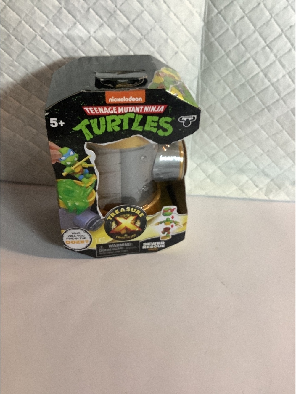 Teenage Mutant Ninja Turtles Treasure X Figure - Leonardo